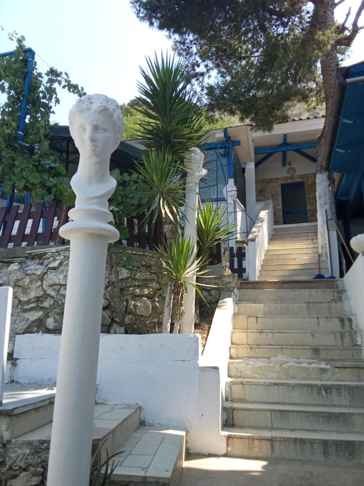 Tramonto Hotel Durrës Exterior foto